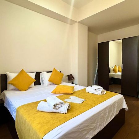 Ns Apartments In Yerevan City Centre Екстериор снимка