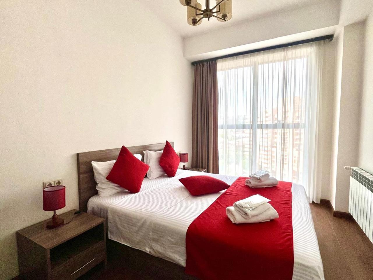 Ns Apartments In Yerevan City Centre Екстериор снимка