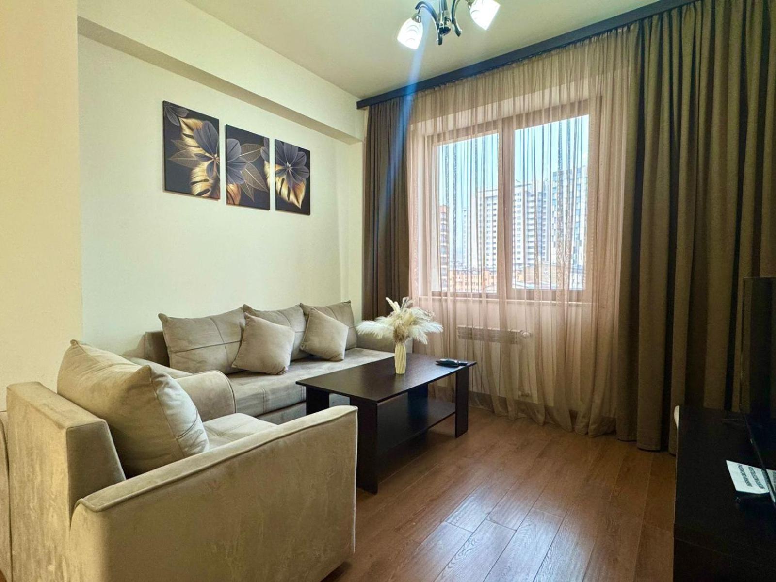 Ns Apartments In Yerevan City Centre Екстериор снимка