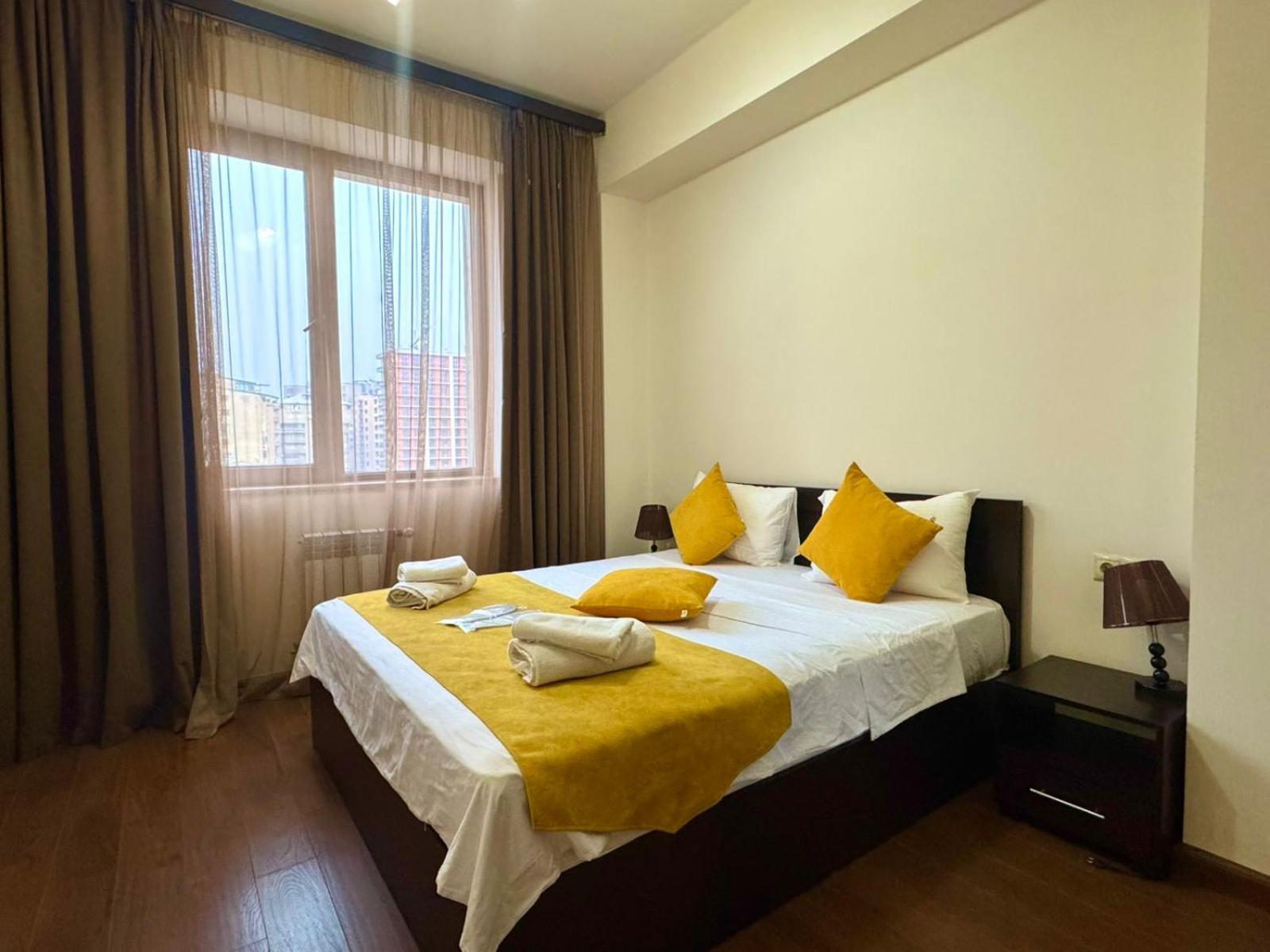 Ns Apartments In Yerevan City Centre Екстериор снимка